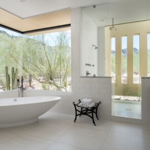 vasca tub under window